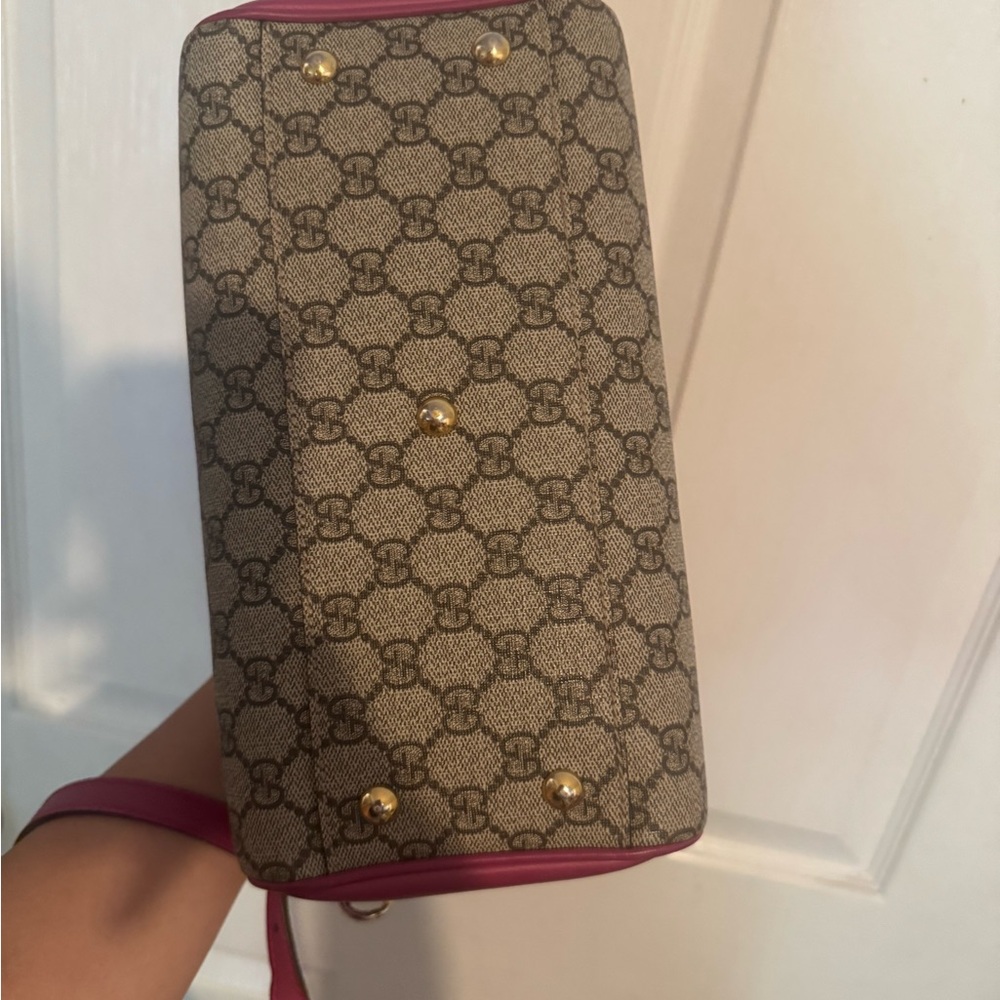 Gucci GG Supreme Boston - Picture 7 of 12